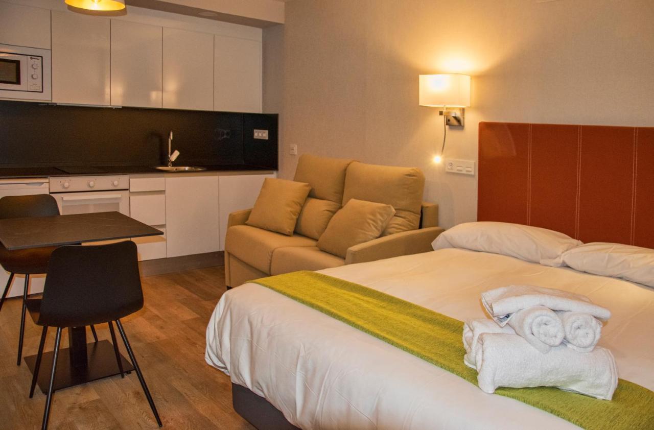 Aparthotel Essenzia De Castilla 아란다데두에로 외부 사진